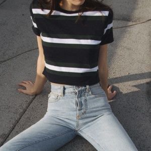 Brandy Melville Cropped Jamie Top